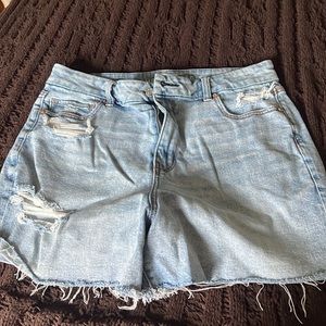 American Eagle Denim Shorts Size 14